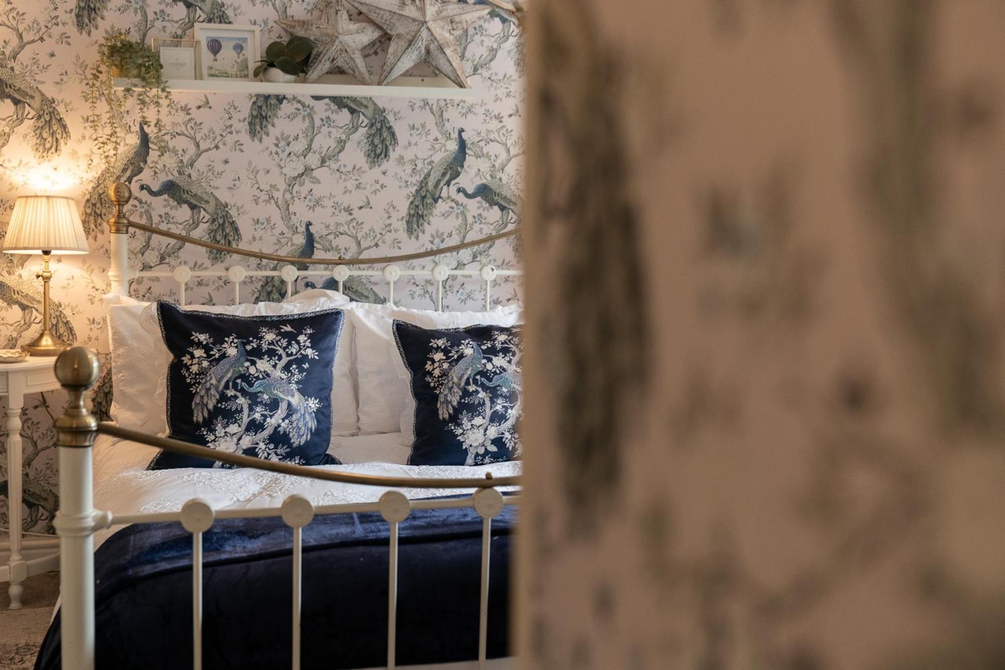 Peacock Room At Field View Cottage Eccleston  Exteriér fotografie