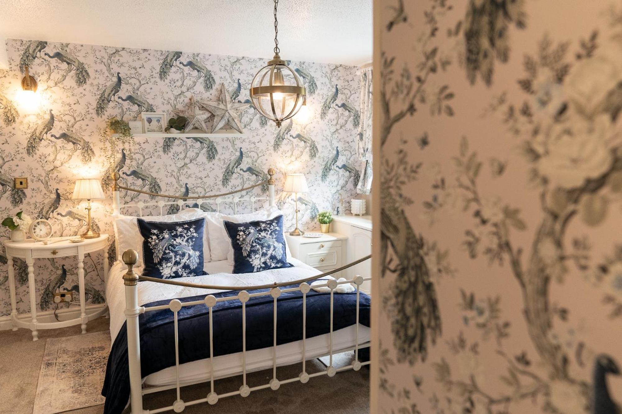 Peacock Room At Field View Cottage Eccleston  Exteriér fotografie